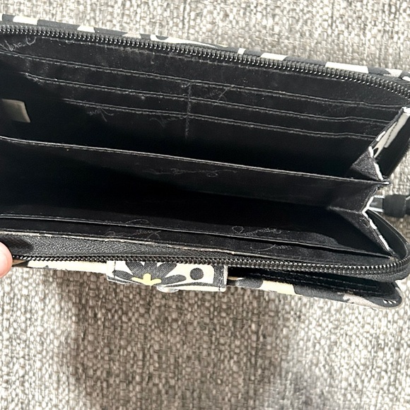 Vera Bradley Turnlock Cotton Wallet. Floral Design. Checkbook, Card, Cash, Coin - Picture 3 of 4